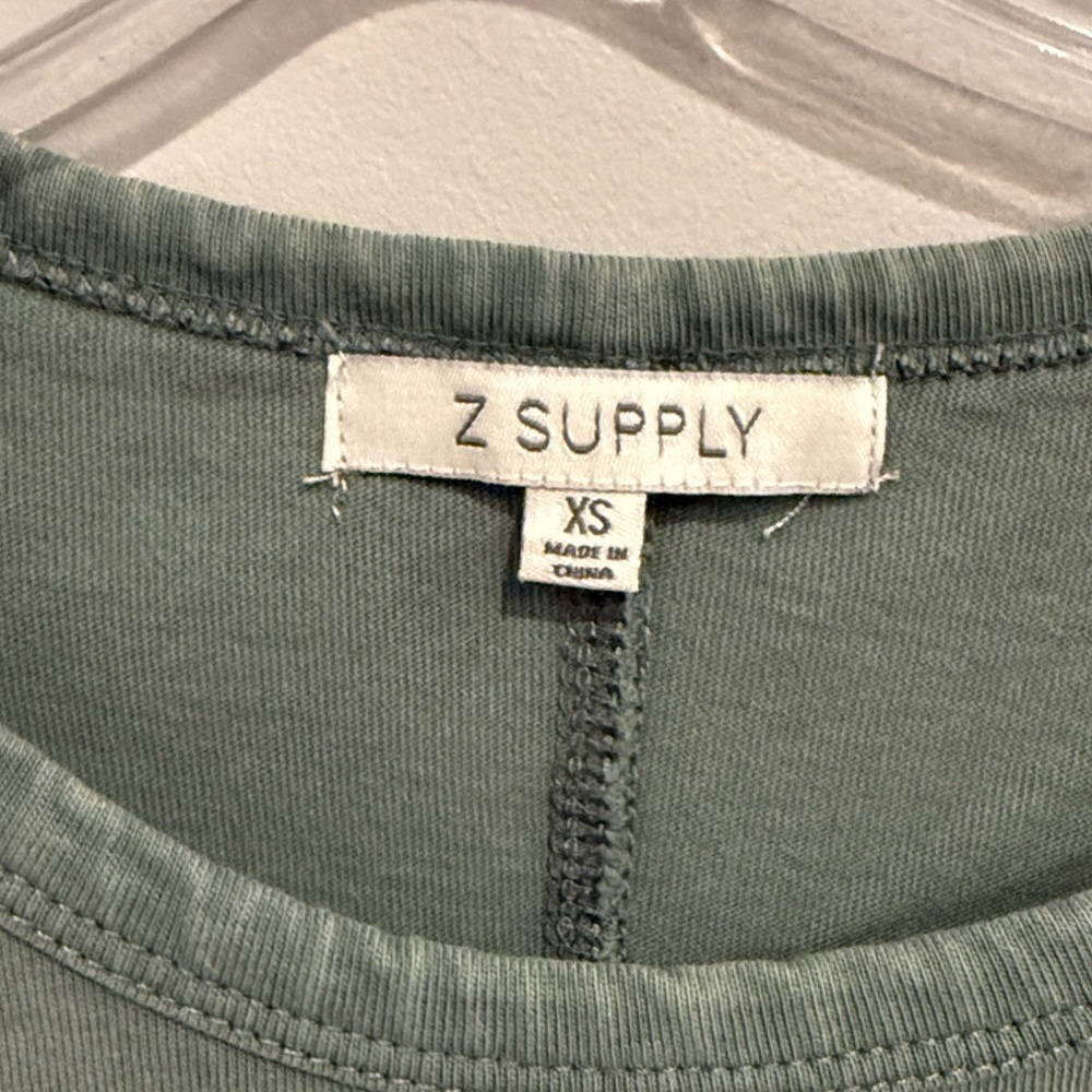 Z SUPPLY PAXTON PALM GREEN JERSEY MINI DRESS - Picture 2 of 5